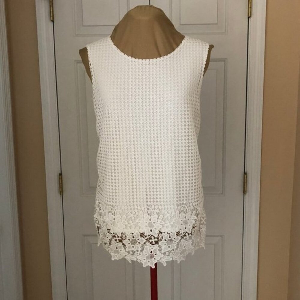 FLYO Sleeveless lined laced top Med
